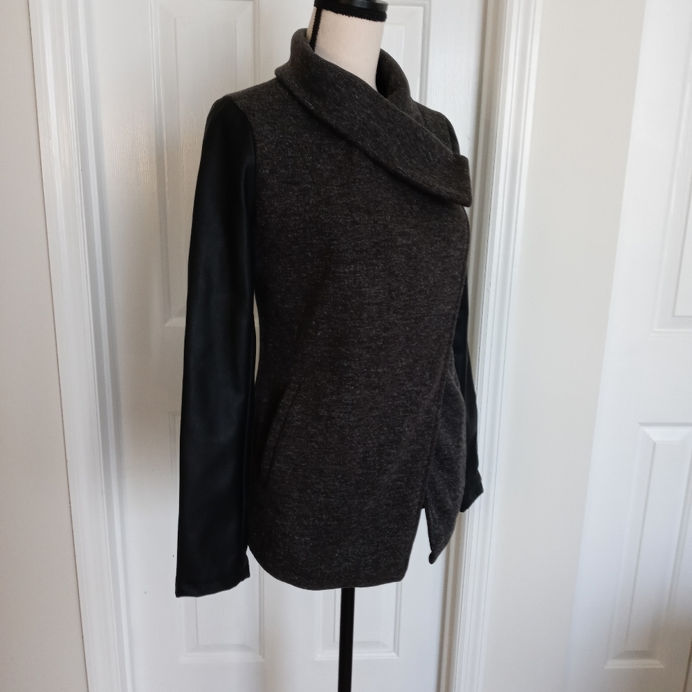 Fabletics Milano Coat View 4